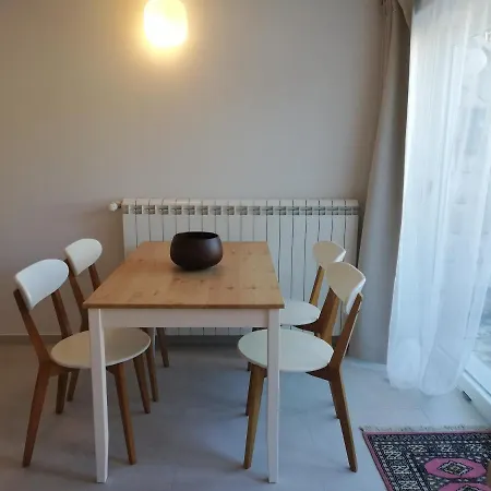 Apartment Flori *