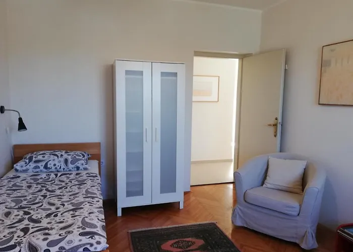 Διαμέρισμα Flori